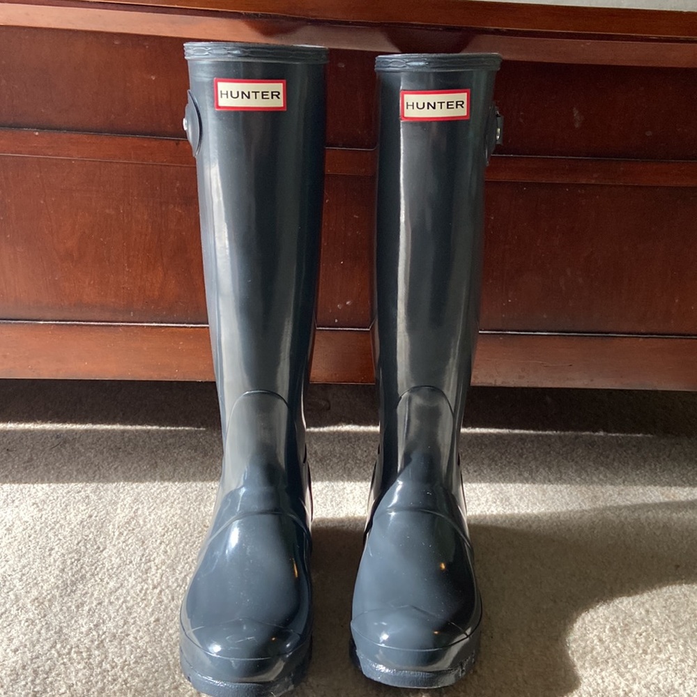 Hunter Boots - Picture 2 of 5
